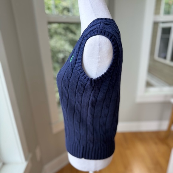 CHAPS Navy Blue V Neck Cableknit Cotton Sleeveless Sweater Vest Sz Small - Picture 2 of 11